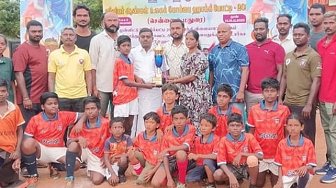 மாவட்ட ஹாக்கிப் போட்டி: கோவில்பட்டி அணி வெற்றி