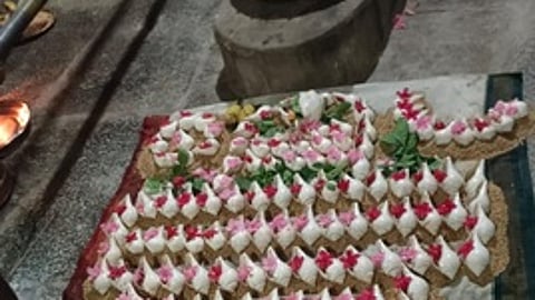 களக்காடு பெரிய கோயிலில் சங்காபிஷேகம்