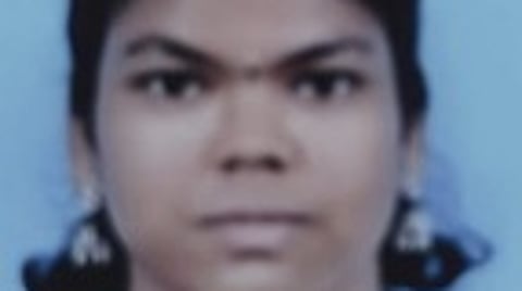 பளுதூக்கும் போட்டி: கோவில்பட்டி கல்லூரி மாணவி முதலிடம்