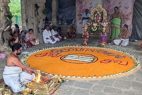 வாலிகண்டபுரம் வாலீஸ்வரா் கோயிலில் திங்கள்கிழமை நடைபெற்ற சங்காபிஷேகம்.