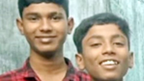 யுவராஜ், சந்தோஷ்.