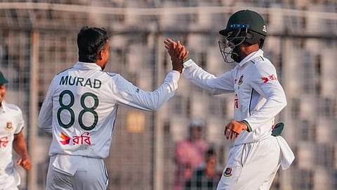 2-வது டெஸ்ட்: விக்கெட்டுகளை இழந்து தடுமாறும் அயர்லாந்து!