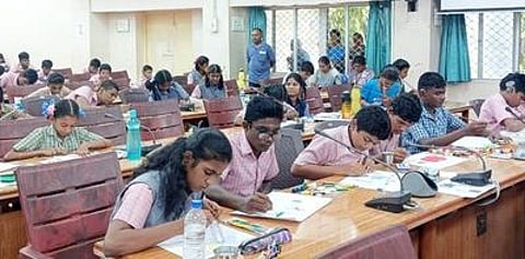 உலக மாற்றுத் திறனாளிகள் தின
ஓவியப் போட்டி