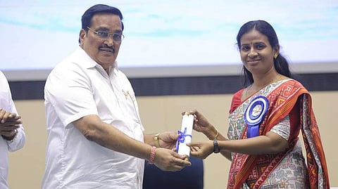 நாமக்கல் ஆட்சியருக்கு ‘தேசிய நீா்’ விருது