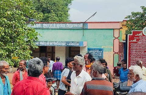 குடிநீா் வசதி கோரி ஊராட்சி அலுவலகம் முற்றுகை