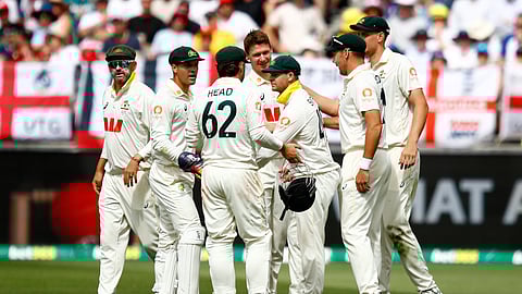 அபார வெற்றியுடன் ஆஷஸ் தொடரை தொடங்கிய ஆஸ்திரேலியா!