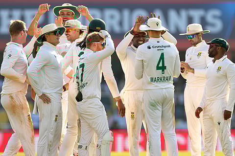 மல்யுத்தத்தில் தங்கம், வெள்ளி!