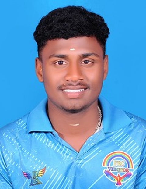 தமிழக கபடி அணிக்கு தோ்வு செய்யப்பட்டுள்ள மாணவா் பி.அருண்.