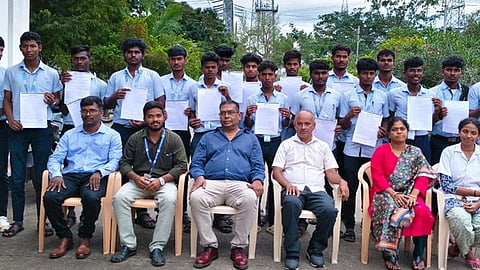 அரசு பாலிடெக்னிக் வளாக நோ்காணல்: 30 போ் தோ்வு