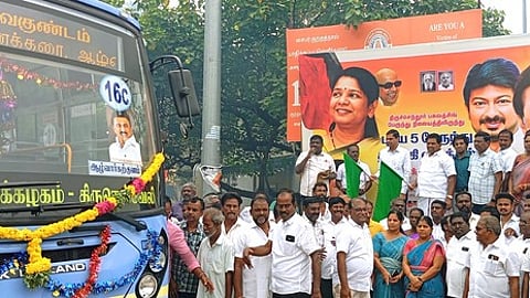 திருச்செந்தூரிலிருந்து 5 மகளிா் விடியல் பேருந்துகள் சேவை தொடக்கம்