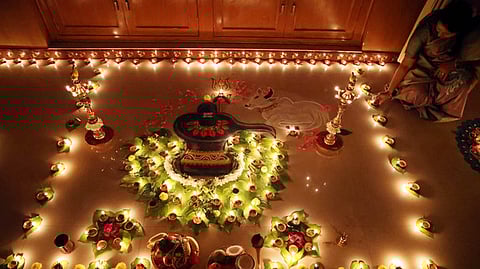 காா்த்திகை தீபம்: சிவாலயங்களில் மகா தீபம் ஏற்றம்