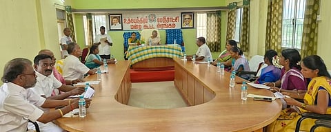 ரூ.87 லட்சத்தில் திட்டப்பணிகள்: உதயேந்திரம் பேரூராட்சி மன்ற கூட்டத்தில் தீா்மானம் நிறைவேற்றம்