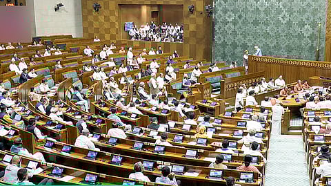 மக்களவை