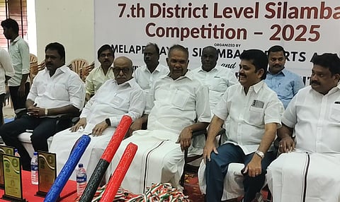 பேரவைத் தலைவர் அப்பாவு.