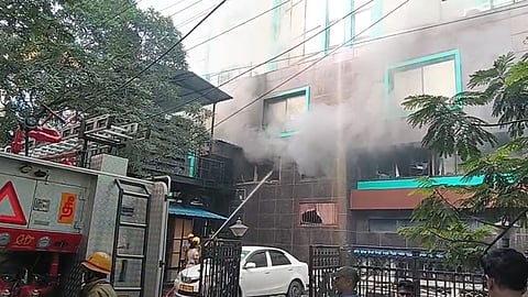 சென்னை ஜிஎஸ்டி ஆணையா் அலுவலகத்தில் தீ: அலுவலக கோப்புகள், கணினிகள் எரிந்து சேதம்!