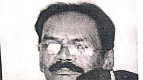 மணிகண்டன்.