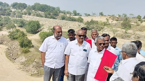 மக்களுக்கு பாதிப்பு ஏற்படுத்தும் பகுதியில் சாயப்பட்டறைகளை அமைக்கக் கூடாது: பெ.சண்முகம்