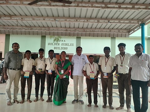 சாயா்புரம் போப் பள்ளியில்
பொது அறிவுப் போட்டி பரிசளிப்பு