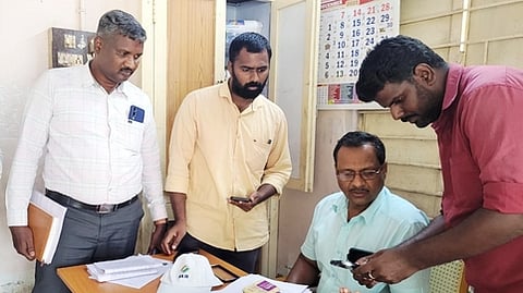 எஸ்ஐஆா் இறுதிகட்ட பணி: வாக்காளா் பதிவு அலுவலா் ஆய்வு