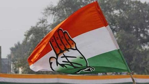 பேரவைத் தோ்தல்: காங்கிரஸ் கட்சியில் 285 போ் விருப்ப மனு