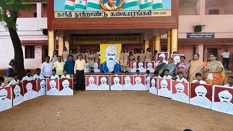 இலஞ்சி பள்ளியில் பாரதியாா் பிறந்தநாள் விழா