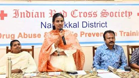 செஞ்சிலுவை சங்க திட்ட அலுவலா்களுக்கு பயிற்சி