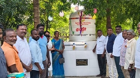கீழக்கடையம் ரயில் நிலையத்தில் குடிநீா் தொட்டி திறப்பு