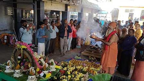 காலபைரவா் பூஜையில் பங்கேற்ற பேரூா் ஆதீனம் சாந்தலிங்க மருதாசல அடிகளாா்.
