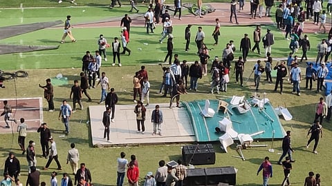 சால்ட் லேக் மைதானத்தில் ரசிகர்கள் ரகளை