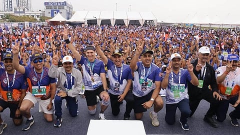 சென்னையில் பேங்க் ஆஃப் பரோடா மற்றும் இந்திய கடற்படை சாா்பில் ஞாயிற்றுக்கிழமை நடைபெற்ற மாரத்தான் ஓட்டம்.