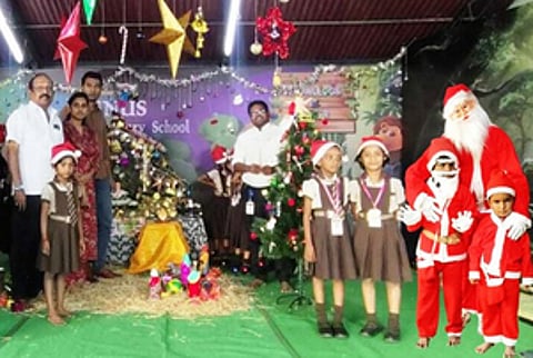 சிதம்பரம் வீனஸ் பள்ளியில் நடைபெற்ற கிருஸ்துமஸ் விழா.