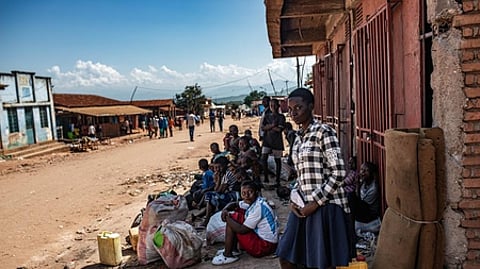 இடம்பெயர்ந்த மக்கள்