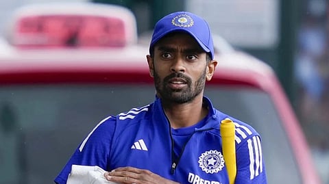 அபிமன்யு ஈஸ்வரன்.