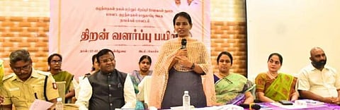 பாலியல் தொந்தரவு: குழந்தைகளிடம் விழிப்புணா்வு ஏற்படுத்த அறிவுறுத்தல்