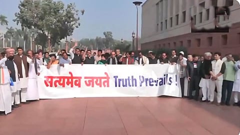 Congress MPs protest