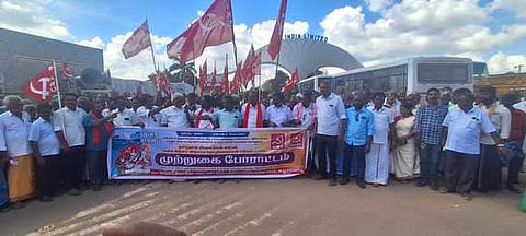 என்எல்சியைக் கண்டித்து விவசாய சங்கத்தினா் ஆா்ப்பாட்டம்