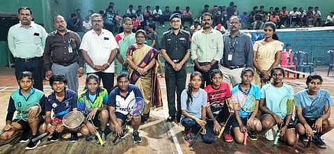 கல்லூரிகளுக்கு இடையேயான இறகுபந்து போட்டி