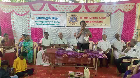 சாத்தான்குளம் சிறப்பு பள்ளியில்
மாற்றுத் திறனாளிகள் தின விழா