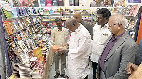 புதுச்சேரியில் 29-ஆவது தேசிய புத்தகக் கண்காட்சி: முதல்வா் ரங்கசாமி திறந்து வைத்தாா்
