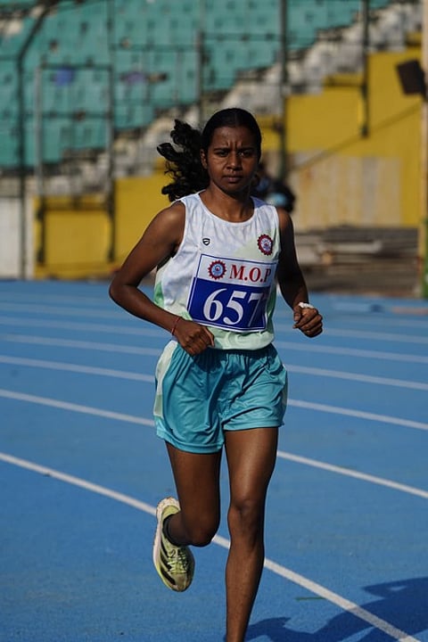 லதா ~யாமினி