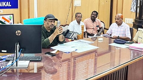 அரசுத் துறையினரிடையே ஆலோசனை நடத்திய மாவட்ட ஆட்சியா் ஏ.எஸ்.பி.எஸ். ரவி பிரகாஷ்