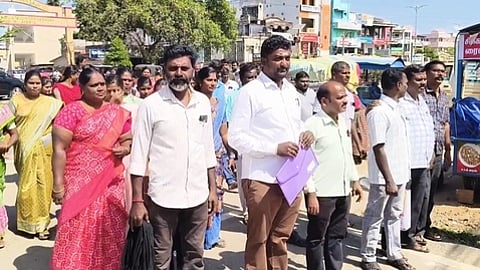 ஒட்டன்சத்திரம் கிராம நிா்வாக அலுவலருக்கு கொலை மிரட்டல்