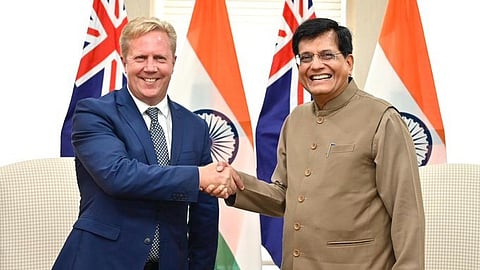 நியூஸி. பிரதமர் கிறிஸ்ஃடோபா் லக்ஸானுடன் மத்திய அமைச்சர் பியூஷ் கோயல்