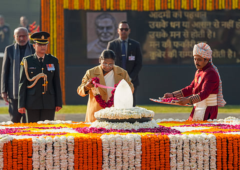 வாஜ்பாய் 101-ஆவது பிறந்த தினம்: நினைவிடத்தில் தலைவா்கள் மரியாதை