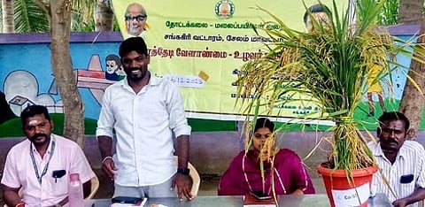 வெள்ளாளபாளையத்தில்
விவசாயிகளுக்கு சிறப்பு முகாம்