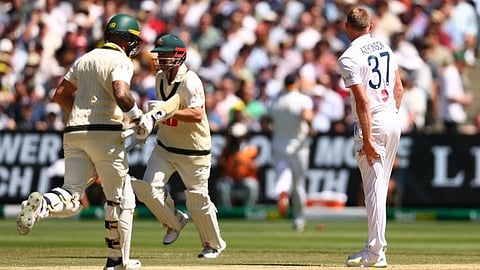 ஆஷஸ் கடைசி டெஸ்ட்டிலிருந்து இங்கிலாந்து வேகப் பந்துவீச்சாளர் விலகல்!