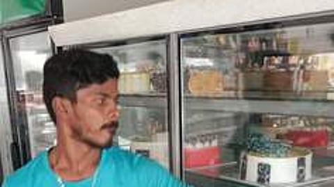 புத்தாண்டு கொண்டாட்டம்: பேக்கரிகளில் கேக்குகள் தயாரிக்கும் பணி மும்முரம்