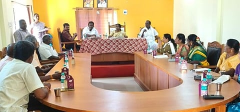 நாட்டறம்பள்ளி பேரூராட்சி கூட்டம்