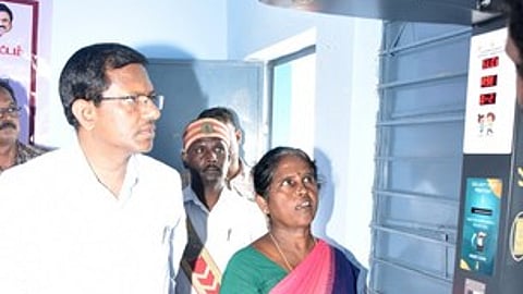 அங்கன்வாடியில் குழந்தைகளின் எடை, உயரத்தை துல்லியமாக கணக்கிடும் கருவி சோதனை இயக்கம்