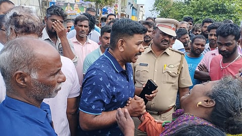 போதை கும்பலை தட்டிக்கேட்ட மீனவா் கல்லால் அடித்துக் கொலை